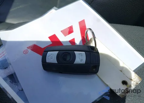 2013 BMW X1 Sdrive28I z USA, uszkodzony, nr VIN WBAVM1C55DVW44154